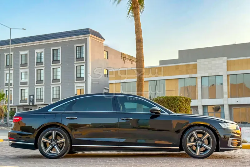 2019 Audi A8L