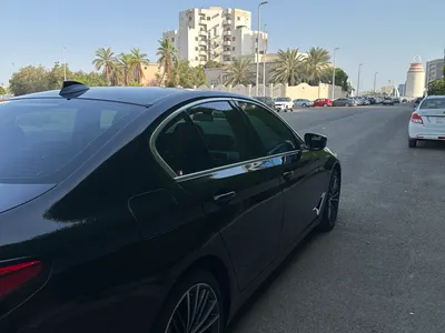 2023 BMW 5 Series 520i