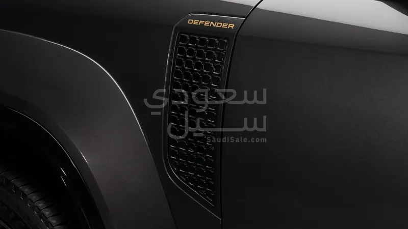 2025 لاند روفر ديفيندر اوكتا