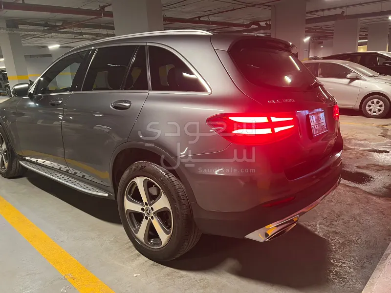 2018 Mercedes-Benz GLC 300