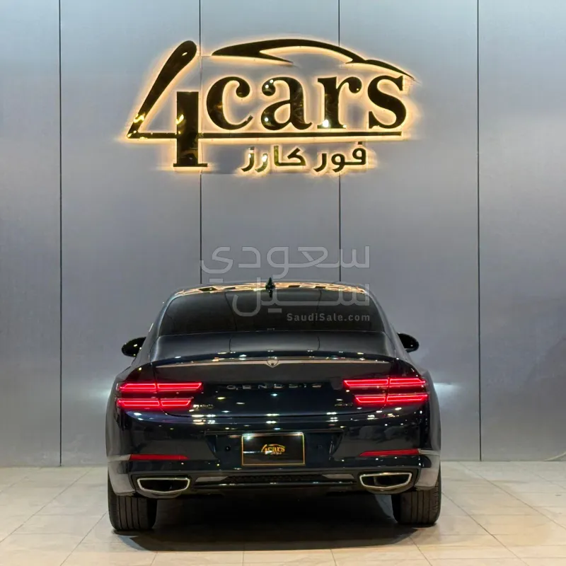 2021 Genesis G 80