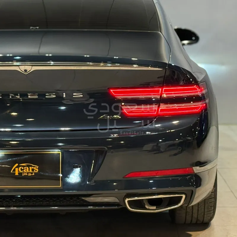 2021 Genesis G 80