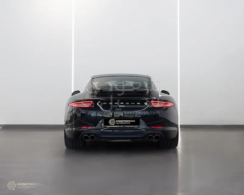 2013 بورش 911 كاريرا
