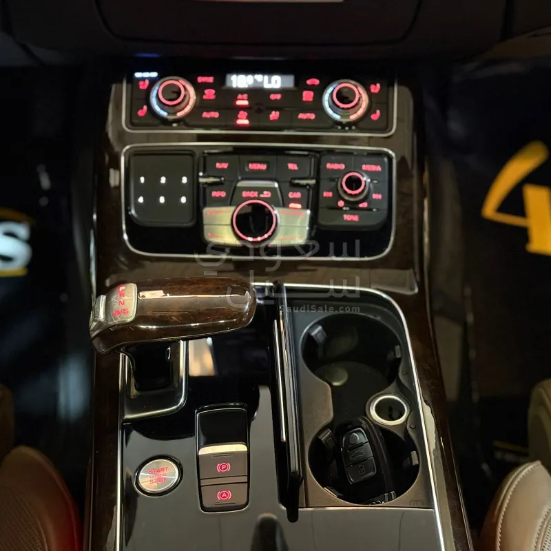 2015 اودي اي 8 ال