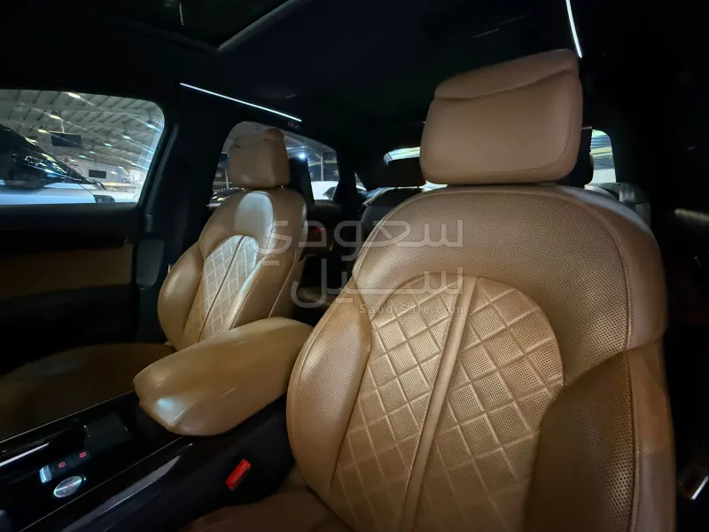2015 اودي اي 8 ال