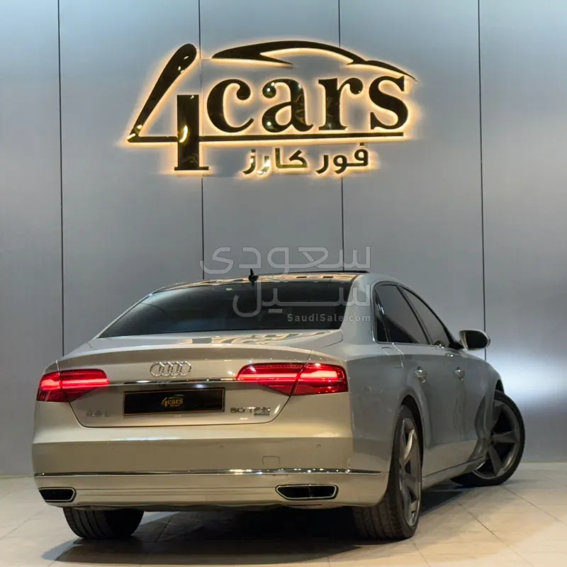2015 اودي اي 8 ال