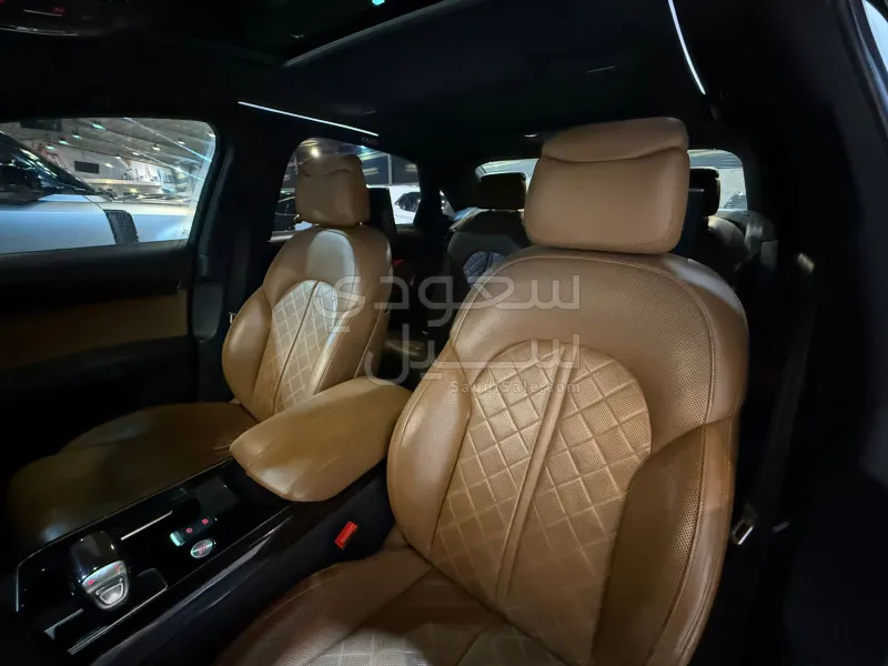 2015 اودي اي 8 ال