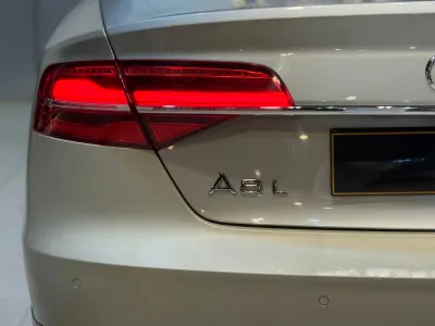 2015 اودي اي 8 ال