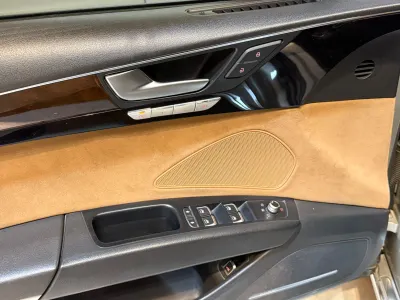 2015 اودي اي 8 ال