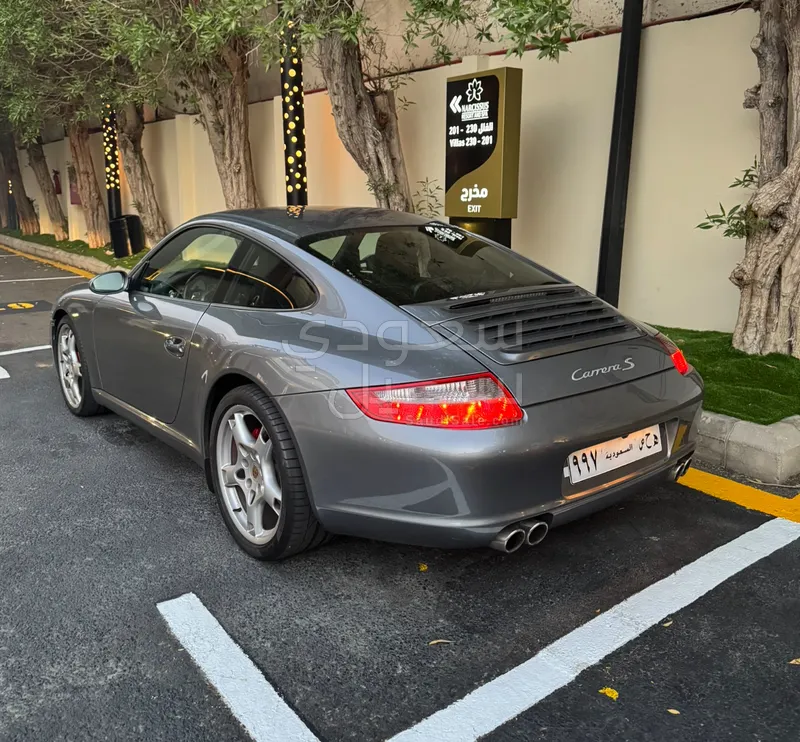 2005 بورش 911 كاريرا اس