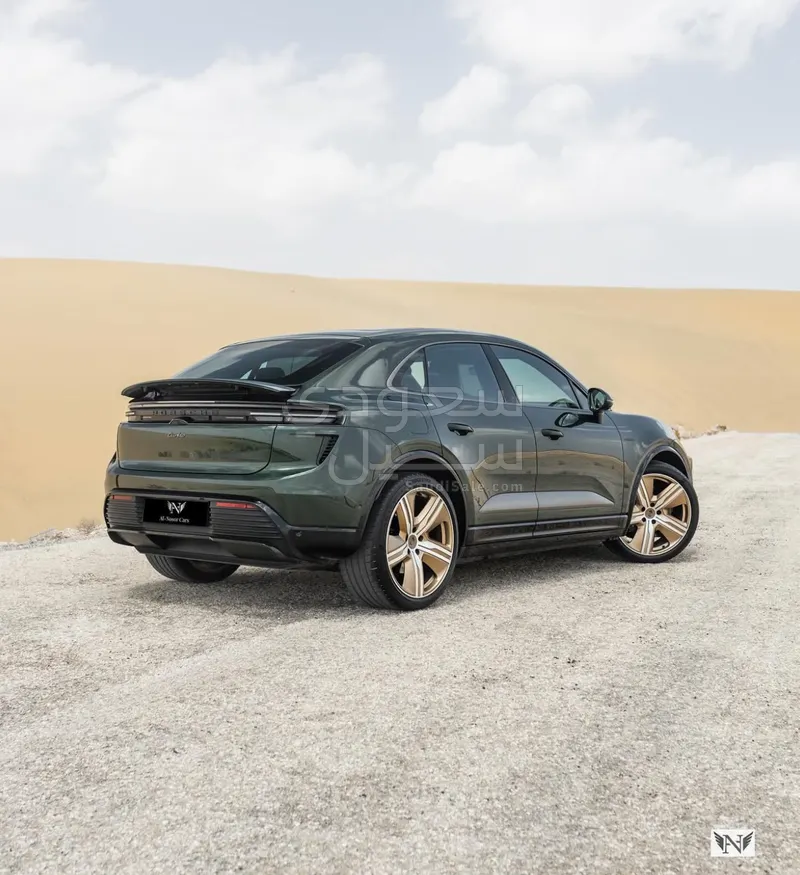 2024 بورش ماكان توربو