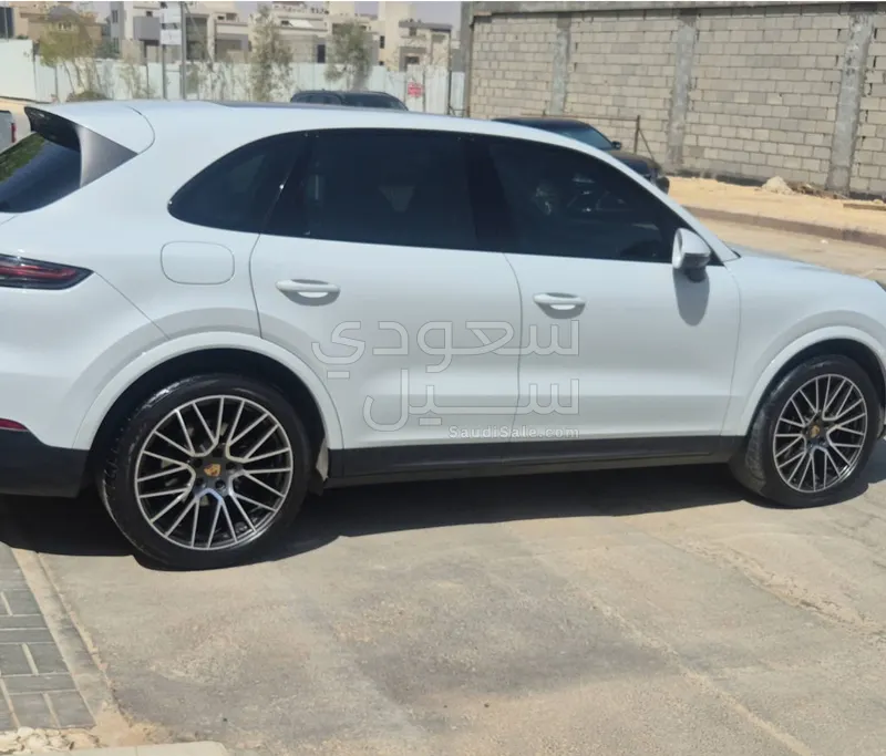 2023 بورش كايين