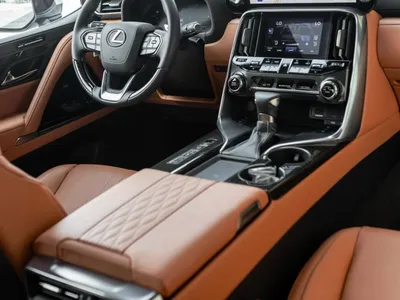 2025 Lexus LX 600 vip