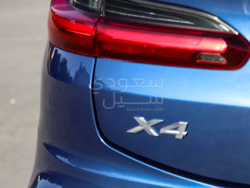 2020 بي ام دبليو الفئة اكس 4