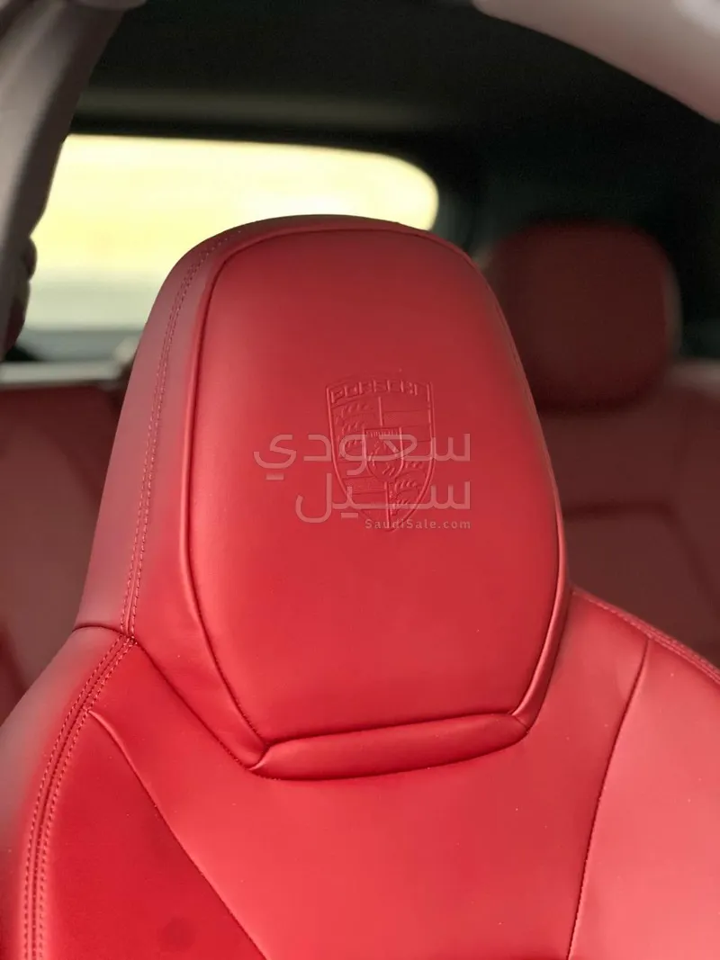 2023 Porsche Cayenne