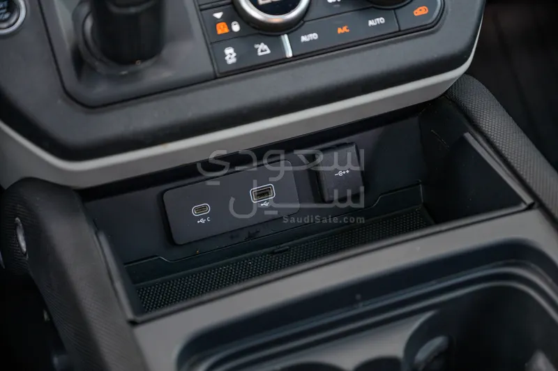 2021 Land Rover Defender X dynamic