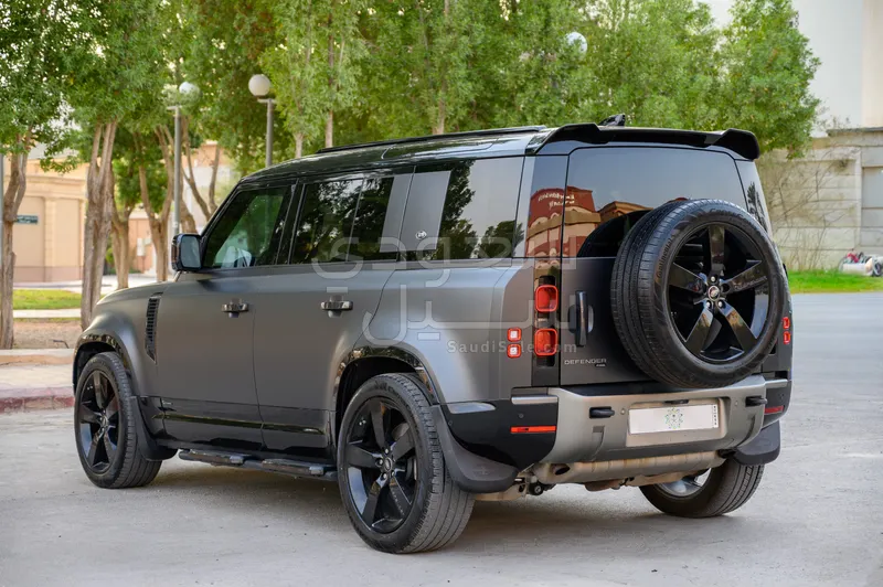 2021 Land Rover Defender X dynamic