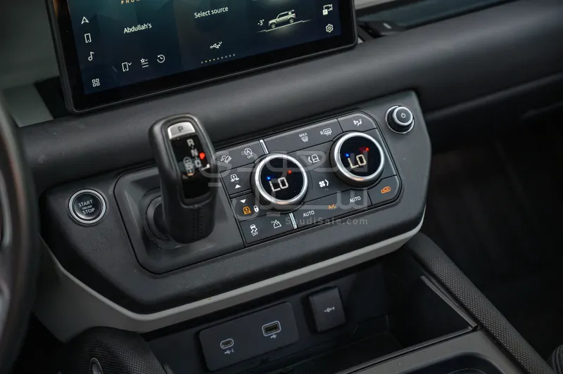 2021 Land Rover Defender X dynamic