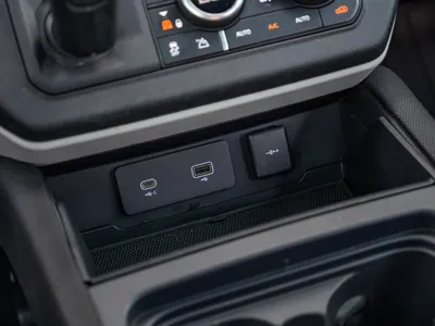 2021 Land Rover Defender X dynamic