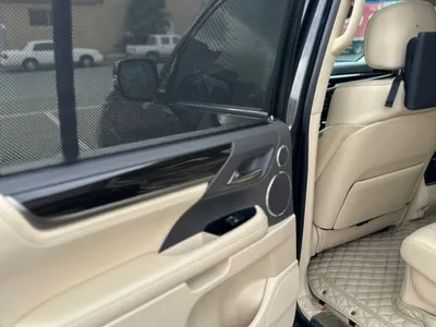 2017 لكزس إل إكس 570