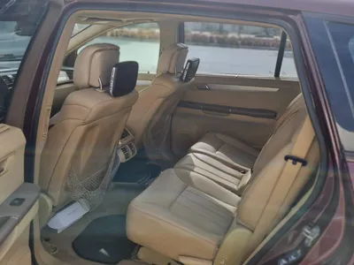 2010 مرسيدس - بنز أر 300