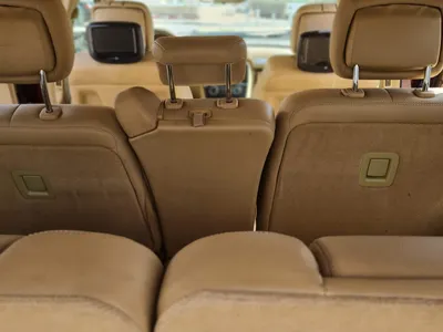 2010 مرسيدس - بنز أر 300