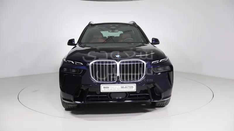 2024 BMW X Series 7 M kit