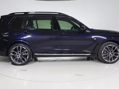 2024 BMW X Series 7 M kit