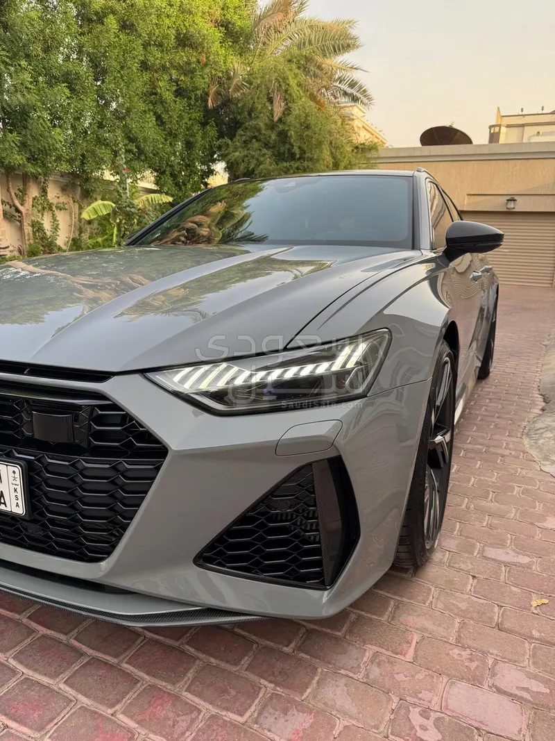 2021 اودي ار اس 6