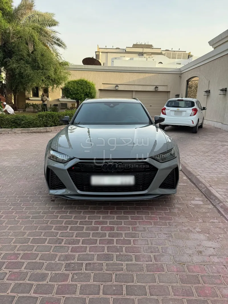 2021 اودي ار اس 6