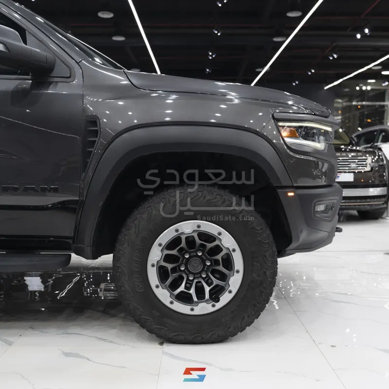 2022 دودج رام تي ار اكس