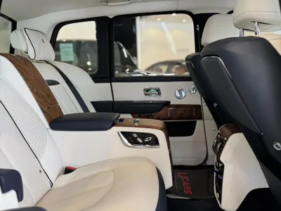 2023 Rolls-Royce Cullinan Silver Badge