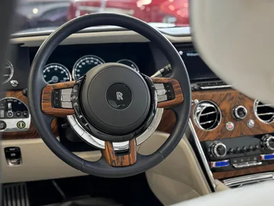 2023 Rolls-Royce Cullinan Silver Badge
