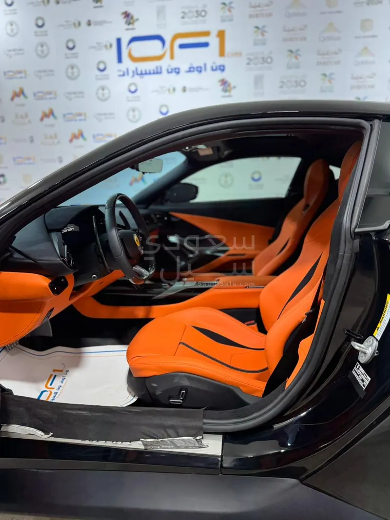 2025 فيراري 12 سيليندر