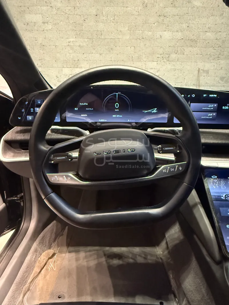 2025 Lucid Air Pure