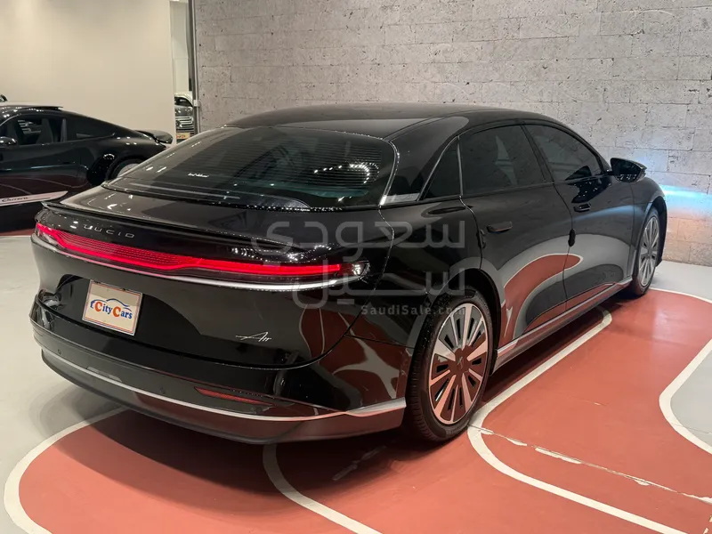 2025 Lucid Air Pure