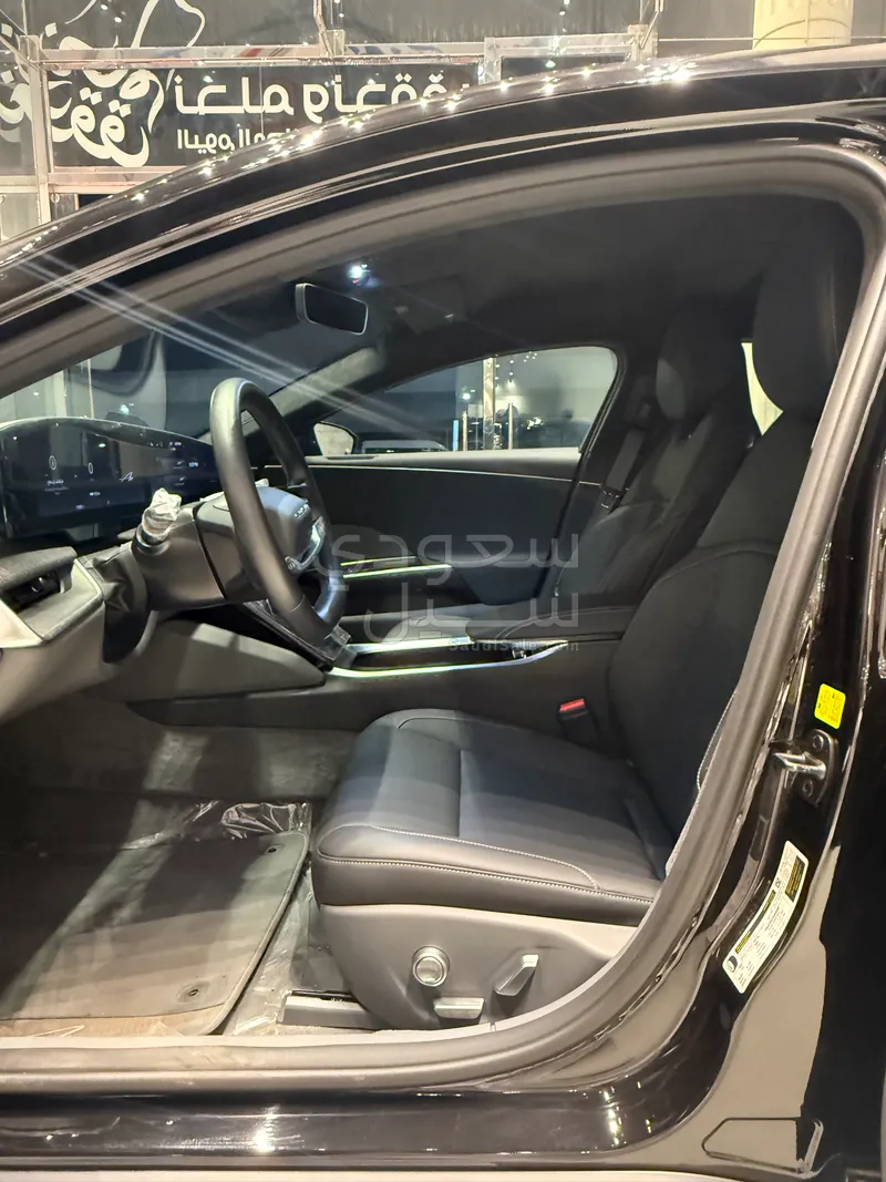 2025 Lucid Air Pure