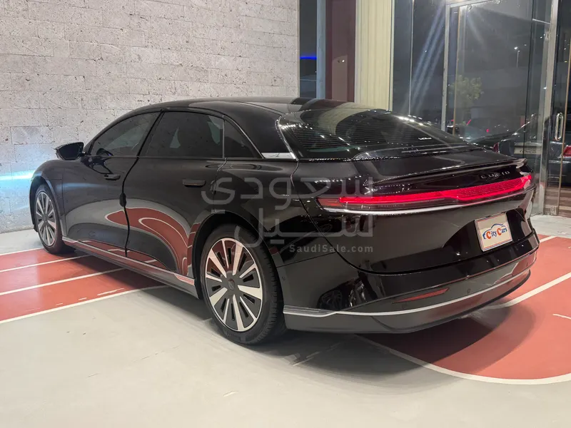 2025 Lucid Air Pure
