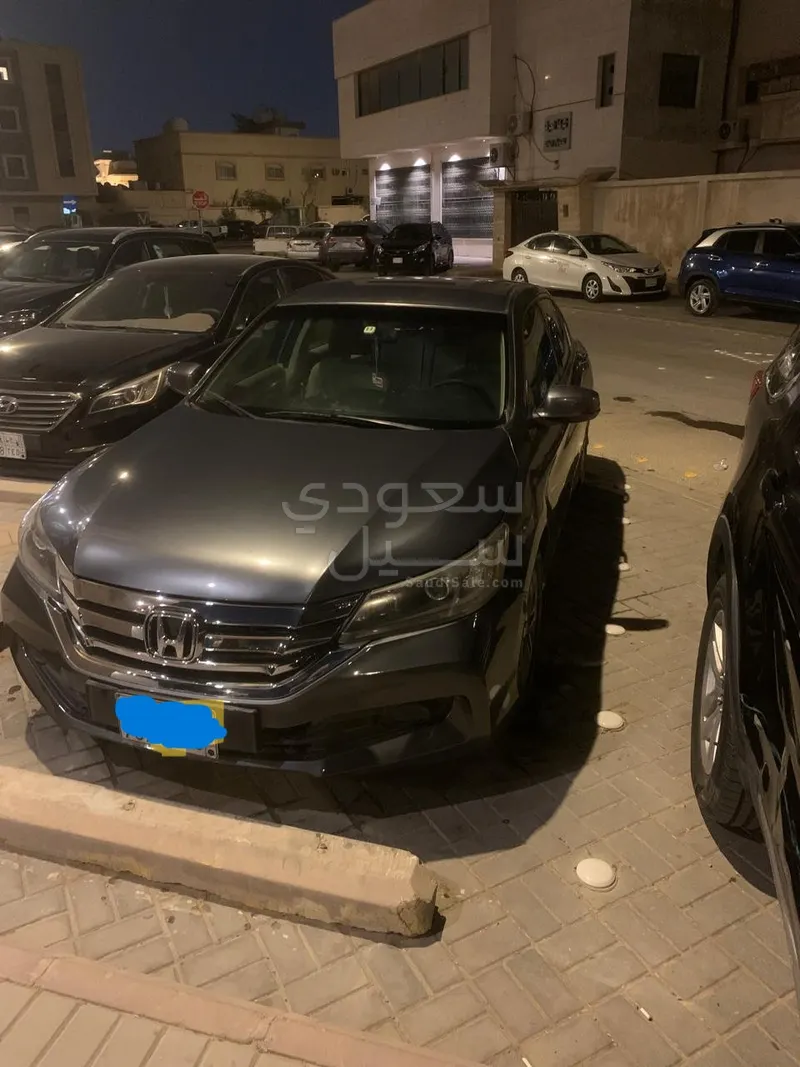 2015 هوندا اكورد ال اكس