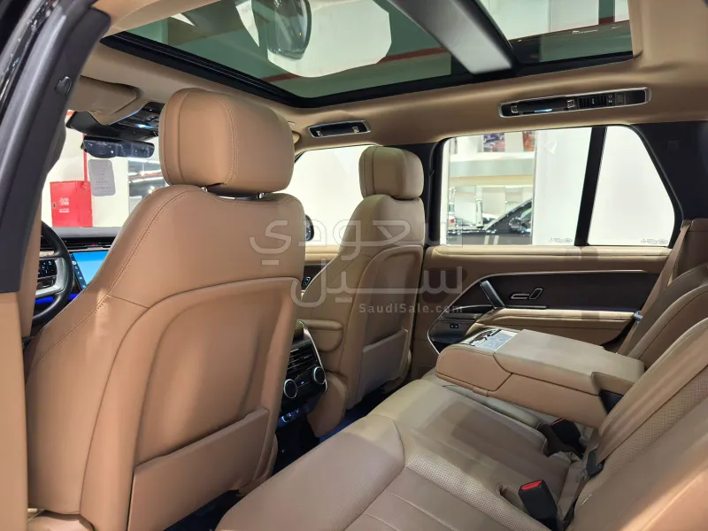 2023 Land Rover Range Rover Vogue SE