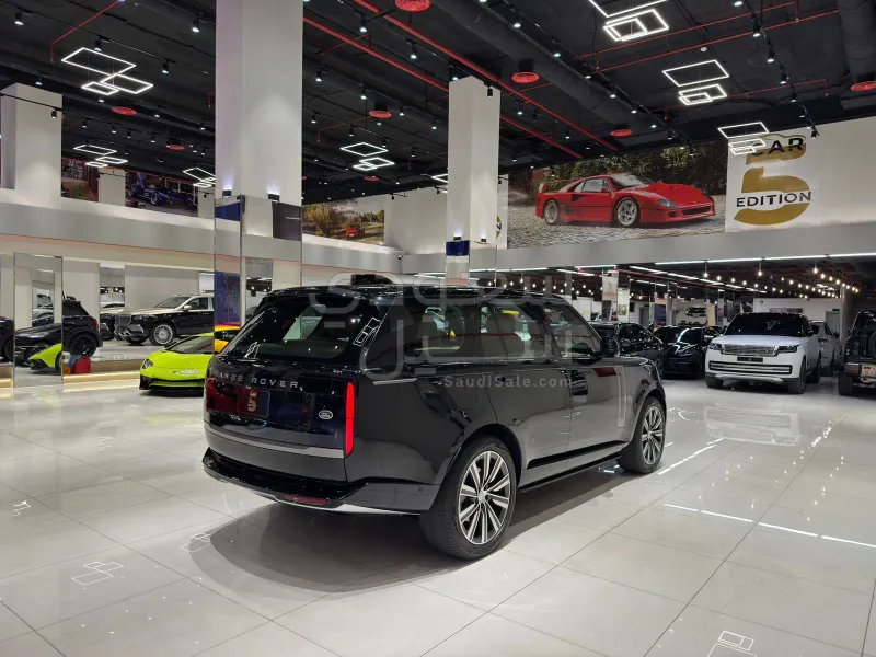 2023 Land Rover Range Rover Vogue SE