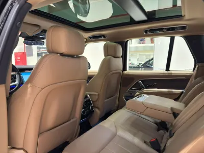 2023 Land Rover Range Rover Vogue SE