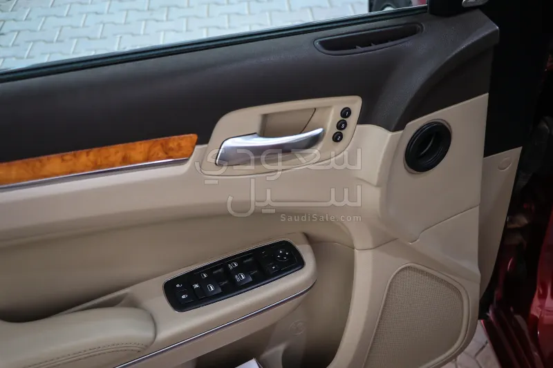 2014 Chrysler 300 C