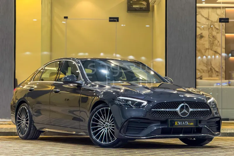 2025 Mercedes-Benz C 200 AMG