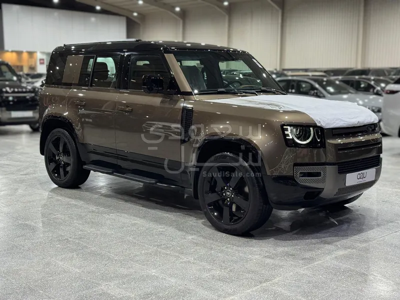 2025 Land Rover Defender HSE