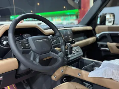 2025 Land Rover Defender HSE