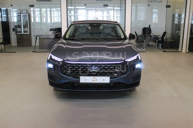 2025 Ford Taurus Titanium