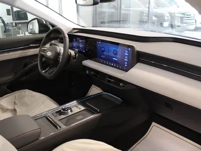 2025 Ford Taurus Titanium
