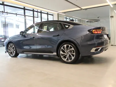 2025 Ford Taurus Titanium