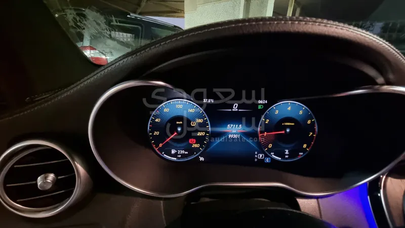 2020 Mercedes-Benz GLC 200